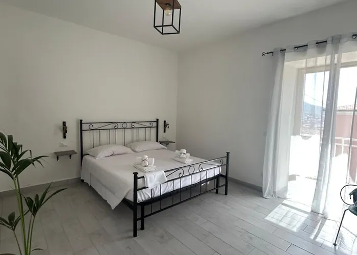 Dimora Dante Maison d'hôtes 4*