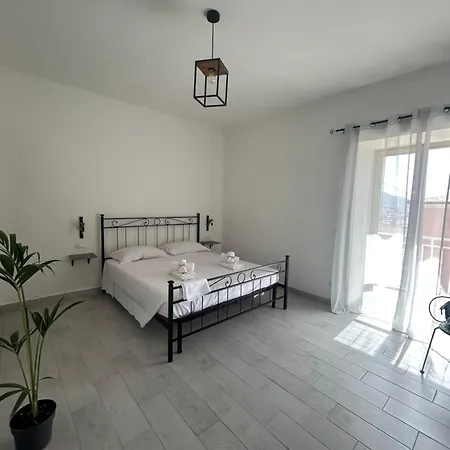 Dimora Dante Guest house *